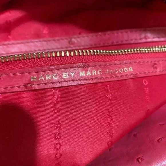 Marc by Marc Jacobs coral embossed leather satchel handbag - Picture 7 of 13